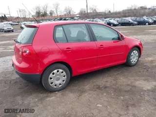 2009 Volkswagen Rabbit S with VIN WVWDB71K59W118060, listed as a IAAI auction lot 41560708 with 63,745 mi miles. Bid and sale history available at carsss.com. Image 4.
