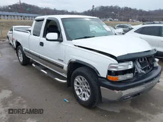 2001 Chevrolet Silverado 1500 LS with VIN 2GCEK19T811301866, listed as a IAAI auction lot 41695144 with 90,481 mi miles and . Bid and sale history available at DreamBid. Image 1.