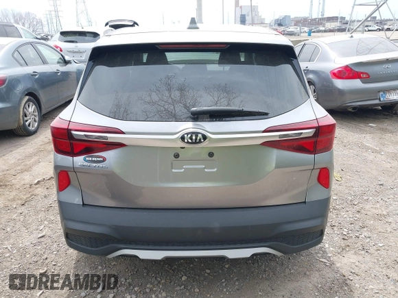 2021 Kia Seltos LX z VIN KNDEPCAA8M7104890, wystawiony jako IAAI lot #42059596 z przebiegiem 44 587 mil mil oraz . Historia ofert i sprzedaży dostępna na DreamBid. Obrazek 16.