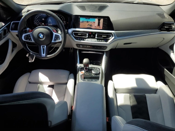 2022 BMW M4 Competition xDrive z VIN WBS33BA09NCK88209, wystawiony jako Copart lot #46529225 z przebiegiem 12 036 mil mil oraz Szkoda całkowita • Salvage title. Historia ofert i sprzedaży dostępna na DreamBid. Obrazek 8.