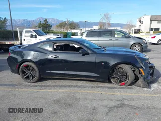 2018 Chevrolet Camaro 1SS with VIN 1G1FF1R79J0142369, listed as a IAAI auction lot 41399245 with 58,643 mi miles. Bid and sale history available at carsss.com. Image 13.