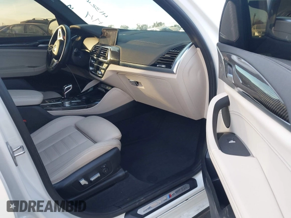 2021 BMW X3 M z VIN 5YMTS0C05M9D03595, wystawiony jako IAAI lot #41324012 z przebiegiem 38 157 mil mil oraz . Historia ofert i sprzedaży dostępna na DreamBid. Obrazek 5.