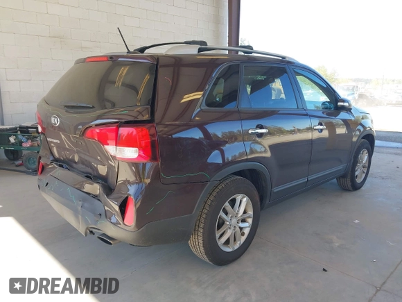 2014 Kia Sorento LX with VIN 5XYKT4A61EG435606, listed as a IAAI auction lot 42075423 with 112,474 mi miles and . Bid and sale history available at DreamBid. Image 4.