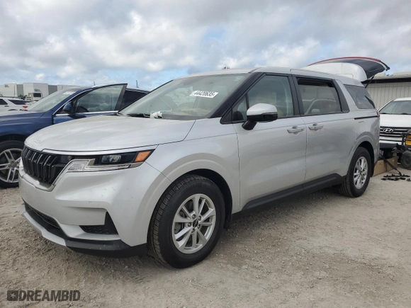 2023 Kia Carnival LX with VIN KNDNB4H30P6256037, listed as a Copart auction lot 44420635 with 39,449 mi miles and Salvage Title. Bid and sale history available at carsss.com. Image 1.
