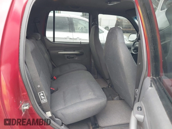 2002 Ford Explorer Sport Trac Value with VIN 1FMZU77E12UD41808, listed as a IAAI auction lot 42395951 with 276,920 mi miles and . Bid and sale history available at DreamBid. Image 8.