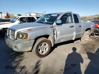 2007 Dodge Dakota SLT with VIN 1D7HE48K47S103248, listed as a Copart auction lot 82744094 with 126,126 mi miles and Salvage Title. Bid and sale history available at carsss.com. Image 1.