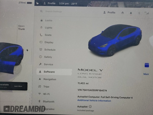2024 Tesla Model Y Long Range with VIN 7SAYGAEE0RF184074, listed as a Copart auction lot 44333645 with 11,403 mi miles and Salvage Title. Bid and sale history available at DreamBid. Image 9.