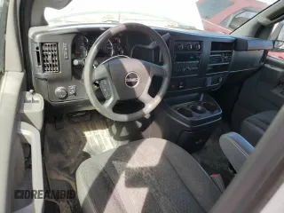 2020 GMC Savana Cargo Van with VIN 1GTW7AFG0L1247517, listed as a Copart auction lot 48102335 with 57,243 mi miles and Salvage Title. Bid and sale history available at carsss.com. Image 8.
