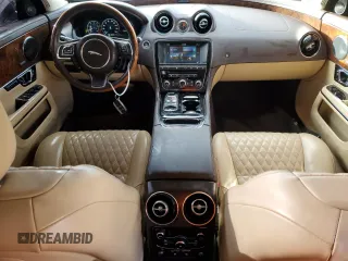 2017 Jaguar XJ with VIN SAJWJ2GD9H8W07458, listed as a Copart auction lot 78692304 with 48,616 mi miles and Non Repairable. Bid and sale history available at carsss.com. Image 8.