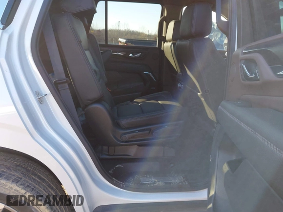 2021 GMC Yukon Denali with VIN 1GKS2DKL2MR458128, listed as a IAAI auction lot 41343876 with 64,732 mi miles. Bid and sale history available at carsss.com. Image 8.