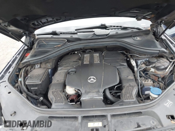 2015 Mercedes-Benz GL-Class GL 450 with VIN 4JGDF6EE9FA513009, listed as a IAAI auction lot 41311164 with 121,185 mi miles. Bid and sale history available at carsss.com. Image 10.