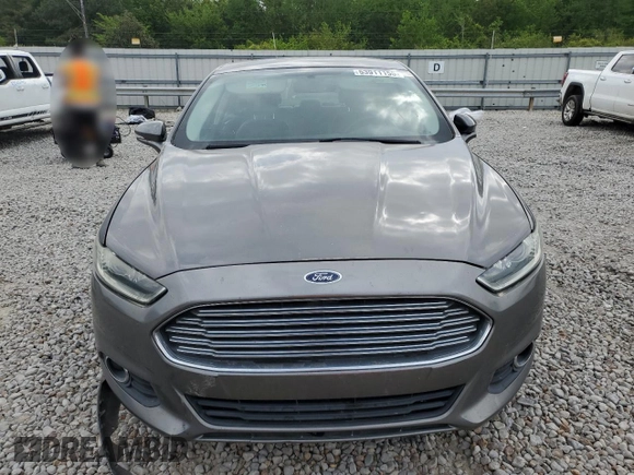 2013 Ford Fusion SE with VIN 3FA6P0HR5DR205592, listed as a Copart auction lot 53911155 with 186,614 mi miles and Clean Title. Bid and sale history available at carsss.com. Image 5.
