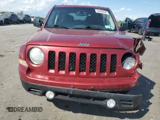 2014 Jeep Patriot Latitude with VIN 1C4NJRFB7ED713512, listed as a Copart auction lot 55595045 with 162,083 mi miles and Clean title. Bid and sale history available at DreamBid. Image 5.