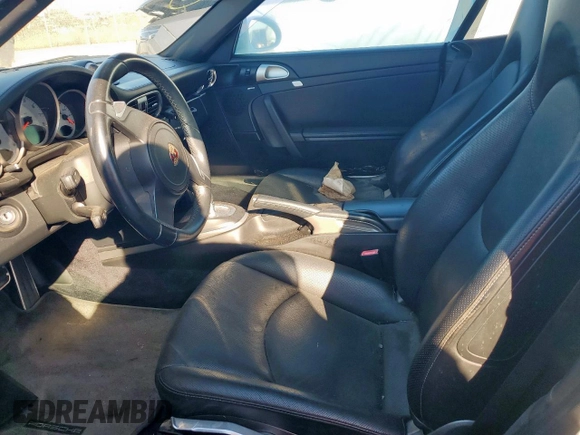 2011 Porsche 911 Carrera S z VIN WP0CB2A91BS754113, wystawiony jako Copart lot #46034565 z przebiegiem Nie podano mil oraz Szkoda całkowita • Salvage title. Historia ofert i sprzedaży dostępna na DreamBid. Obrazek 7.