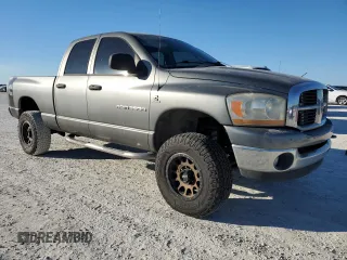 2006 Dodge Ram 3500 Laramie with VIN 3D7LX38C86G110524, listed as a Copart auction lot 83490204 with 300,361 mi miles and Clean Title. Bid and sale history available at carsss.com. Image 4.