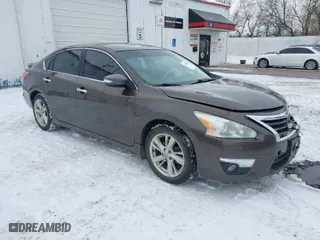 2013 Nissan Altima 2.5 SL with VIN 1N4AL3AP8DN541191, listed as a IAAI auction lot 41200461 with 125,409 mi miles. Bid and sale history available at carsss.com. Image 1.