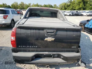2009 Chevrolet Avalanche LT w/2LT with VIN 3GNFK22029G216140, listed as a Copart auction lot 41242014 with 253,246 mi miles and Salvage Title. Bid and sale history available at carsss.com. Image 6.