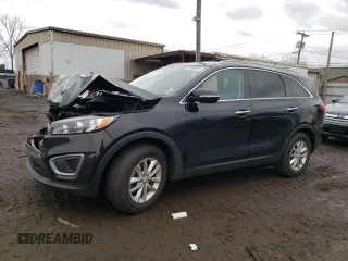 2016 Kia Sorento L with VIN 5XYPG4A38GG169083, listed as a Copart auction lot 52695235 with 88,362 mi miles and Salvage Title. Bid and sale history available at carsss.com. Image 1.