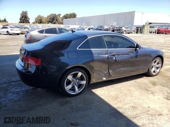 2014 Audi A5 Premium Plus z VIN WAULFAFR4EA006390, wystawiony jako Copart lot #58058855 z przebiegiem 93 898 mil mil oraz Szkoda całkowita • Salvage title. Historia ofert i sprzedaży dostępna na DreamBid. Obrazek 3.