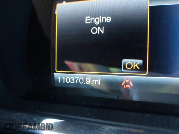 2014 Lincoln MKT EcoBoost z VIN 2LMHJ5AT4EBL52249, wystawiony jako IAAI lot #41347712 z przebiegiem 110 370 mil mil oraz . Historia ofert i sprzedaży dostępna na DreamBid. Obrazek 15.