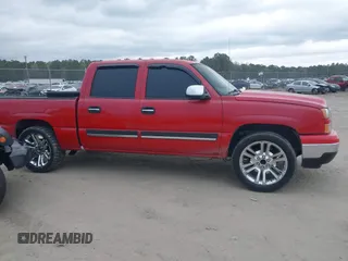 2007 Chevrolet Silverado 1500 LS with VIN 2GCEC13V371153707, listed as a IAAI auction lot 41832004 with 235,028 mi miles and . Bid and sale history available at DreamBid. Image 13.