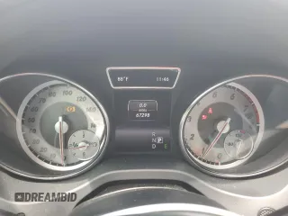 2015 Mercedes-Benz GLA 250 z VIN WDCTG4EB2FJ113312, wystawiony jako Copart lot #54522535 z przebiegiem 67 298 mil mil oraz Szkoda całkowita • Salvage title. Historia ofert i sprzedaży dostępna na DreamBid. Obrazek 9.