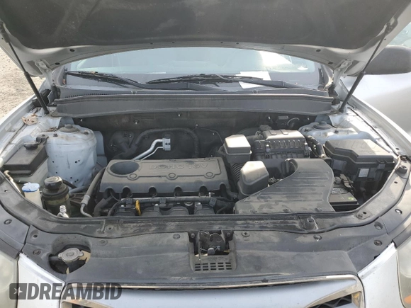 2011 Hyundai Santa Fe GLS z VIN 5XYZG3AB2BG067362, wystawiony jako Copart lot #41846965 z przebiegiem 178 965 mil mil oraz Szkoda całkowita • Salvage title. Historia ofert i sprzedaży dostępna na DreamBid. Obrazek 12.