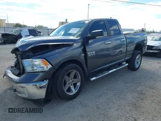 2018 Ram 1500 Harvest z VIN 1C6RR7GT2JS243442, wystawiony jako IAAI lot #40893024 z przebiegiem 78 825 mil mil oraz . Historia ofert i sprzedaży dostępna na DreamBid. Obrazek 18.