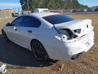2015 BMW 6 Series 650i with VIN WBA6B2C54FGB99173, listed as a IAAI auction lot 41692594 with 123,664 mi miles and . Bid and sale history available at carsss.com. Image 3.
