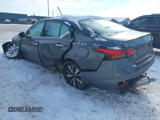 2019 Nissan Altima SV z VIN 1N4BL4DW5KN319234, wystawiony jako IAAI lot #41360319 z przebiegiem 55 665 mil mil oraz . Historia ofert i sprzedaży dostępna na DreamBid. Obrazek 3.