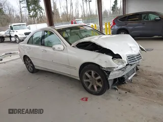 2007 Mercedes-Benz C 280 Luxury with VIN WDBRF54H97F880897, listed as a IAAI auction lot 41828391 with 177,644 mi miles and . Bid and sale history available at DreamBid. Image 1.