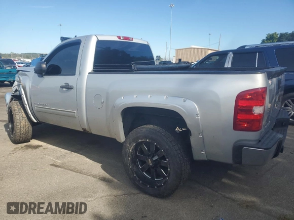 2012 Chevrolet Silverado 1500 LT with VIN 1GCNKSE03CZ142394, listed as a Copart auction lot 69772854 with 178,474 mi miles and Salvage Title. Bid and sale history available at DreamBid. Image 2.