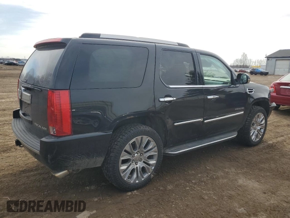 2012 Cadillac Escalade Luxury z VIN 1GYS4BEF4CR263477, wystawiony jako Copart lot #49687585 z przebiegiem 242 718 mil mil oraz Czysty tytuł • Clean title. Historia ofert i sprzedaży dostępna na DreamBid. Obrazek 3.