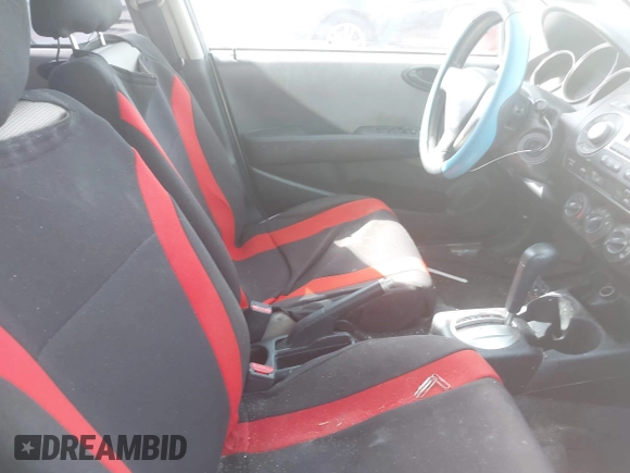 2007 Honda Fit with VIN JHMGD38417S055811, listed as a IAAI auction lot 42530380 with 196,891 mi miles and . Bid and sale history available at DreamBid. Image 5.