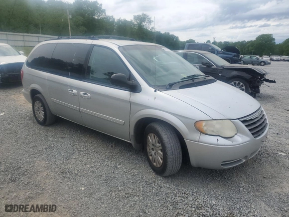 2007 Chrysler Town & Country LWB LX with VIN 2A8GP44R27R331052, listed as a Copart auction lot 54336965 with 233,929 mi miles and Clean Title. Bid and sale history available at carsss.com. Image 4.