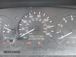 1999 Toyota Camry LE z VIN 4T1BG22K9XU865840, wystawiony jako IAAI lot #42165233 z przebiegiem 250 372 mil mil oraz . Historia ofert i sprzedaży dostępna na DreamBid. Obrazek 7.