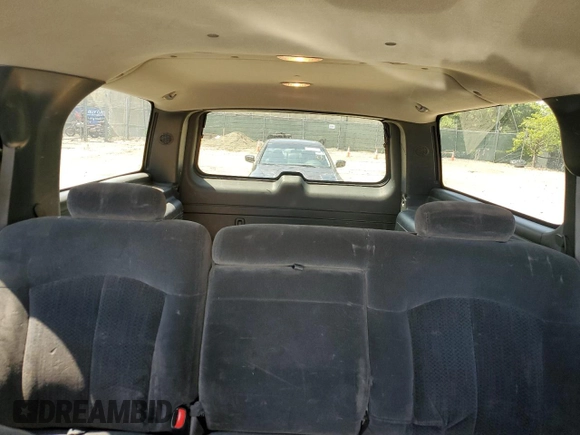 2002 Chevrolet Suburban LT with VIN 1GNFK16ZX2J297539, listed as a Copart auction lot 62850715 with 255,146 mi miles and Clean title. Bid and sale history available at DreamBid. Image 10.