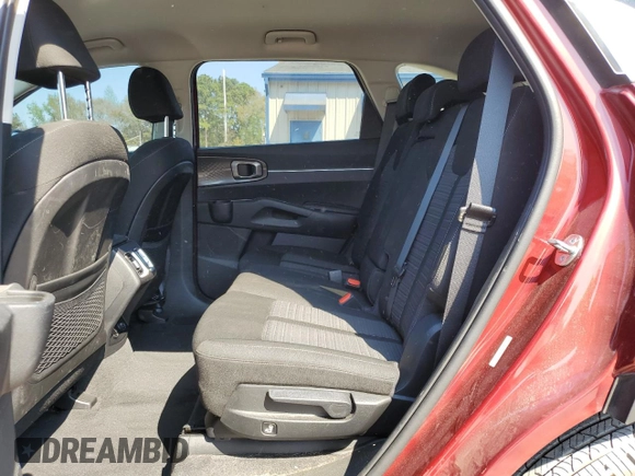2023 Kia Sorento LX with VIN 5XYRG4LC0PG218413, listed as a Copart auction lot 50606205 with 15,587 mi miles and Non Repairable. Bid and sale history available at DreamBid. Image 11.