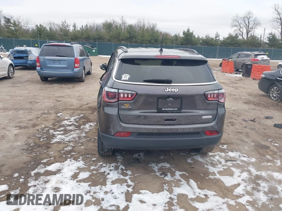 2017 Jeep Compass Latitude with VIN 3C4NJCBB9HT682278, listed as a IAAI auction lot 41240909 with 133,766 mi miles and . Bid and sale history available at DreamBid. Image 3.
