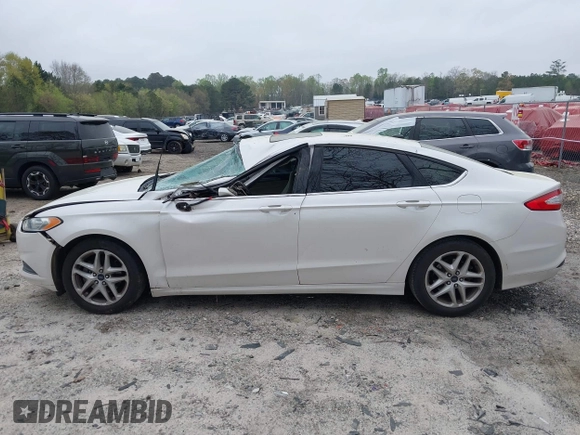 2014 Ford Fusion SE with VIN 3FA6P0HD4ER326782, listed as a IAAI auction lot 41945145 with 174,932 mi miles. Bid and sale history available at carsss.com. Image 14.