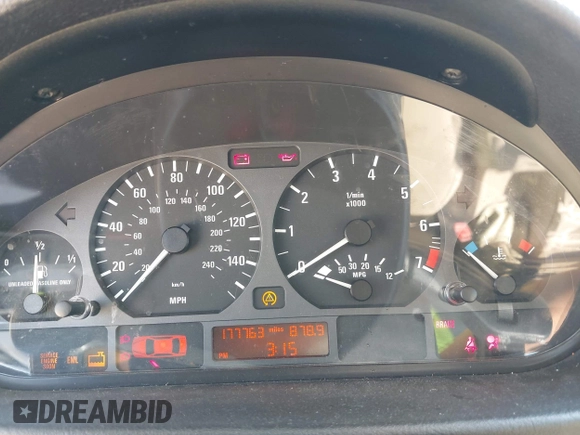 2003 BMW 3 Series 325i with VIN WBAEV33423KL60481, listed as a IAAI auction lot 42073715 with 177,763 mi miles and . Bid and sale history available at carsss.com. Image 7.