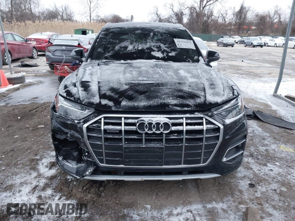 2021 Audi Q5 Premium with VIN WA1AAAFY4M2003069, listed as a IAAI auction lot 41374475 with 1 mi miles. Bid and sale history available at carsss.com. Image 12.
