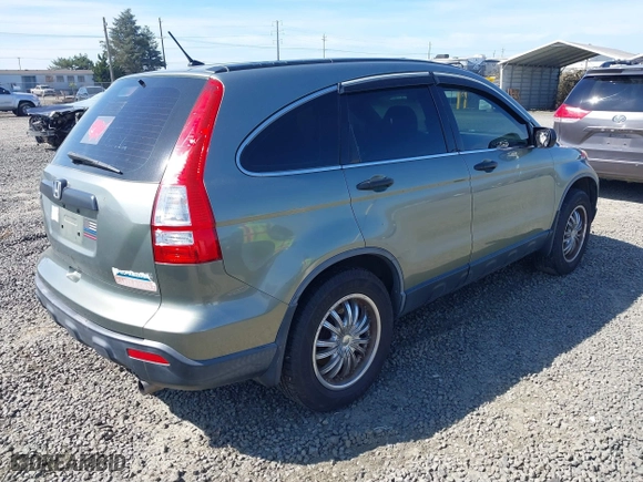 2008 Honda CR-V LX with VIN JHLRE38358C044081, listed as a IAAI auction lot 41821226 with 183,426 mi miles. Bid and sale history available at carsss.com. Image 4.