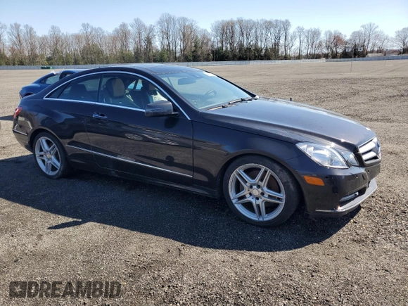 2013 Mercedes-Benz E-Class E 350 with VIN WDDKJ8JB4DF215376, listed as a Copart auction lot 49077205 with 0 mi miles and Non Repairable. Bid and sale history available at carsss.com. Image 4.