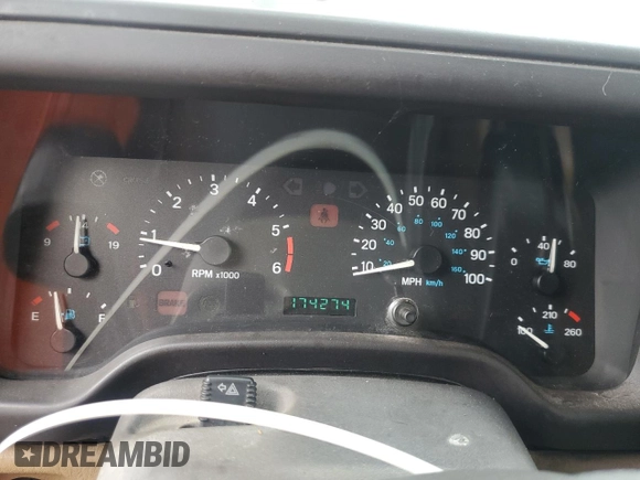 2000 Jeep Wrangler Sahara with VIN 1J4FA59S5YP761127, listed as a Copart auction lot 65247225 with 174,274 mi miles and Clean title. Bid and sale history available at DreamBid. Image 9.
