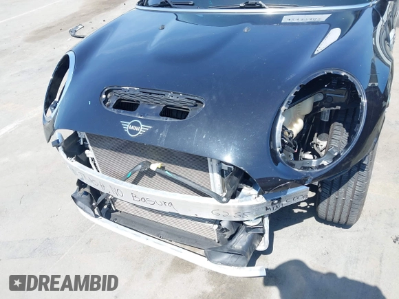 2020 MINI Hardtop Cooper S with VIN WMWXR5C07L2M39862, listed as a IAAI auction lot 42437482 with 39,336 mi miles and . Bid and sale history available at DreamBid. Image 6.