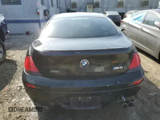 2006 BMW M6 z VIN WBSEH93496B797016, wystawiony jako Copart lot #45987075 z przebiegiem 51 374 mil mil oraz Czysty tytuł • Clean title. Historia ofert i sprzedaży dostępna na DreamBid. Obrazek 6.