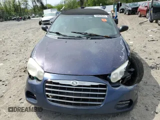 2005 Chrysler Sebring with VIN 1C3EL45R25N638552, listed as a Copart auction lot 53833645 with 160,009 mi miles and Salvage title. Bid and sale history available at DreamBid. Image 5.