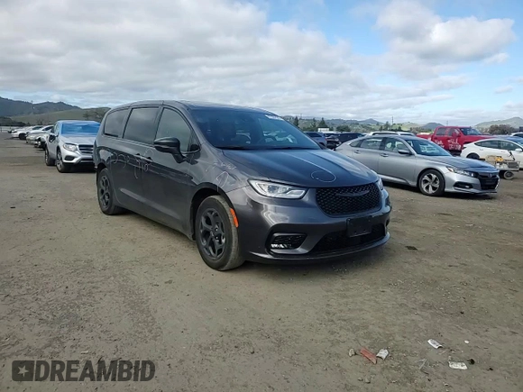 2022 Chrysler Pacifica Hybrid Limited with VIN 2C4RC1S77NR208193, listed as a Copart auction lot 47320125 with 28,282 mi miles and Salvage title. Bid and sale history available at DreamBid. Image 11.