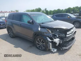 2017 Toyota Highlander XLE with VIN 5TDJZRFH8HS382931, listed as a IAAI auction lot 42496177 with 153,689 mi miles and . Bid and sale history available at DreamBid. Image 1.